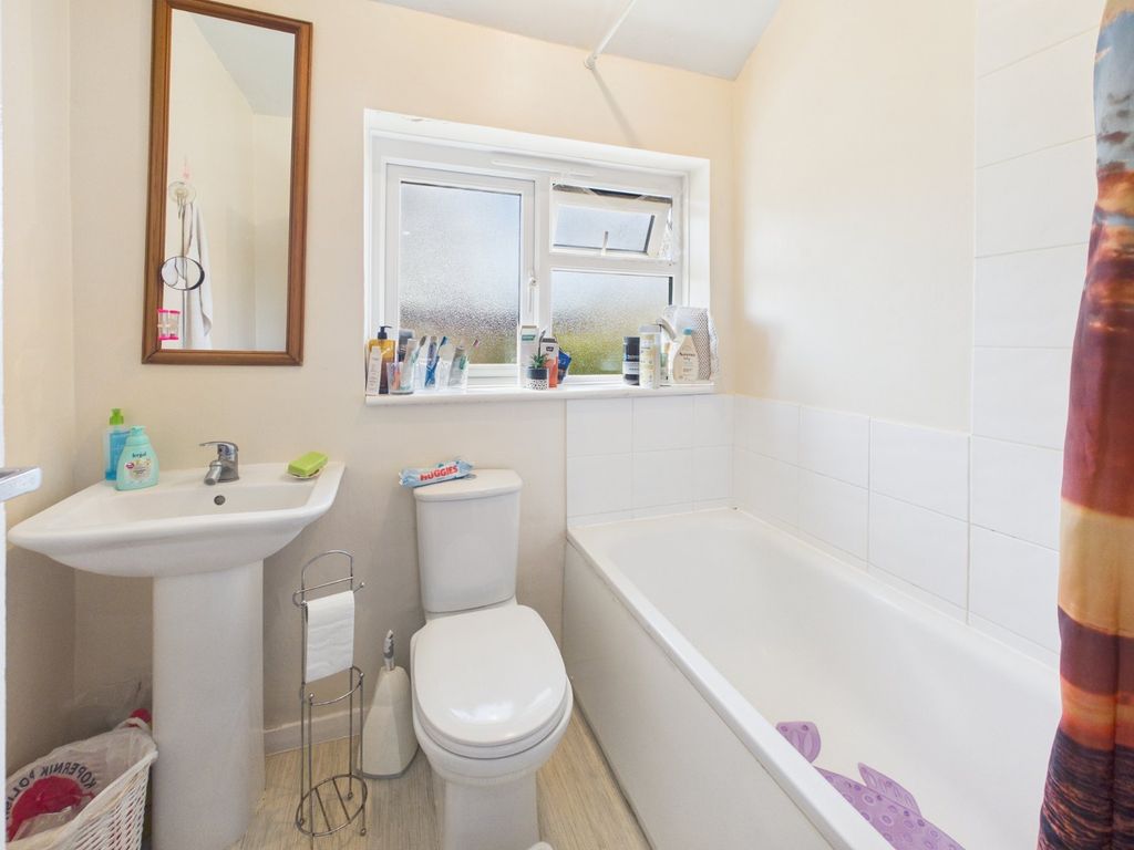 Additional image 7 of 2 bed terraced house for saleWentworth Avenue, Slough, Berkshire SL2