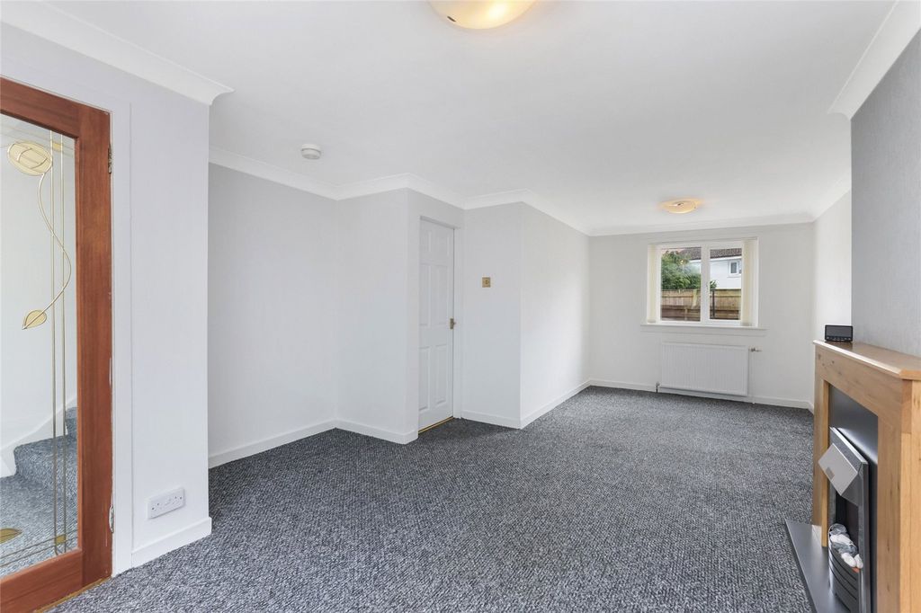 Property photo 2 of 20 Picture No. 21