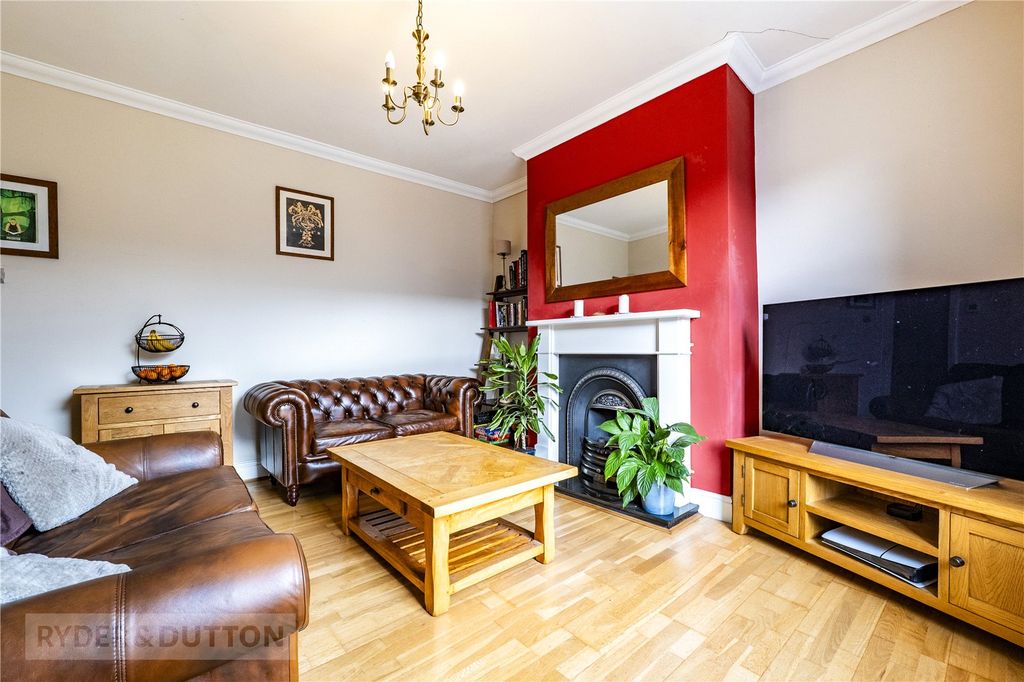 Property photo 3 of 21 Living Room