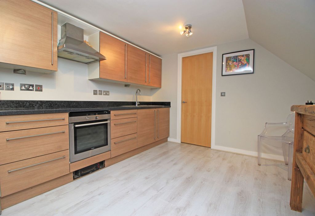 Property photo 2 of 11 Picture 2