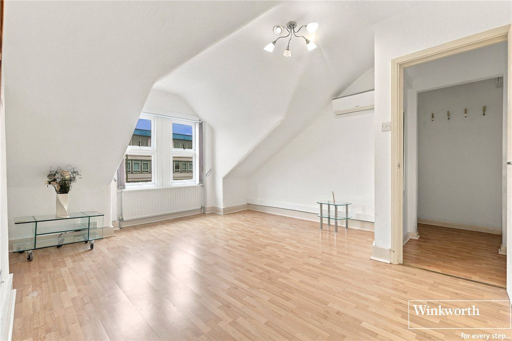 Property photo 3 of 13 Picture No. 06
