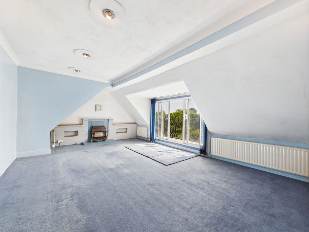 Property photo 1 of 9 4449181