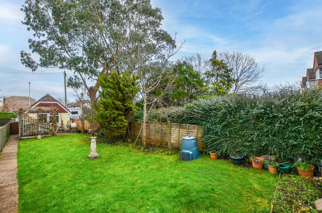 Property photo 2 of 29