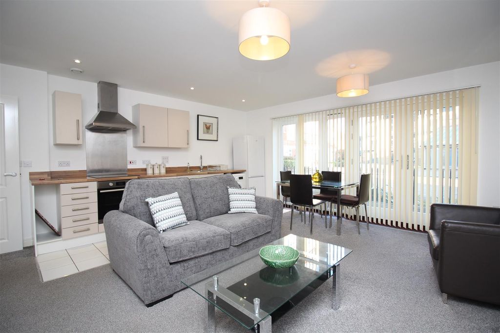 Property photo 2 of 5 Picture 2