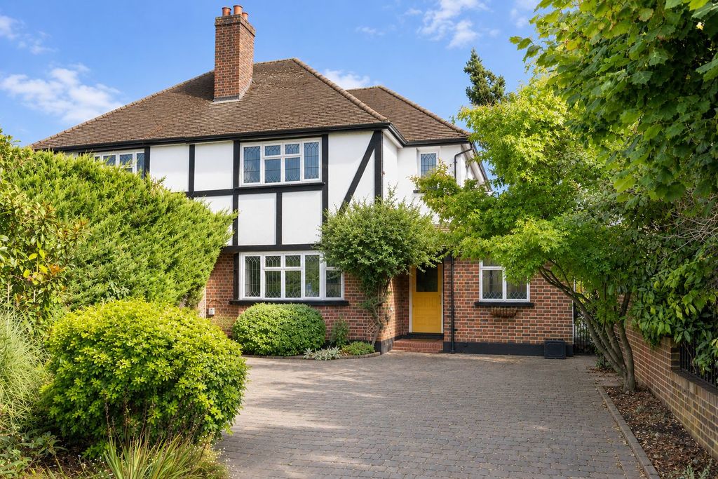 Property photo 1 of 25