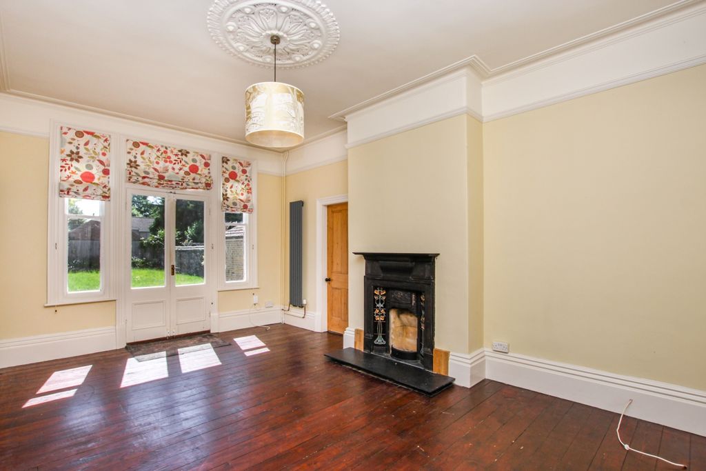 Property photo 3 of 16 Img_9199