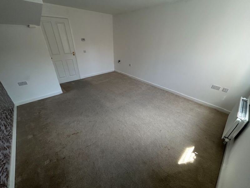 Property photo 2 of 12 Photo 7