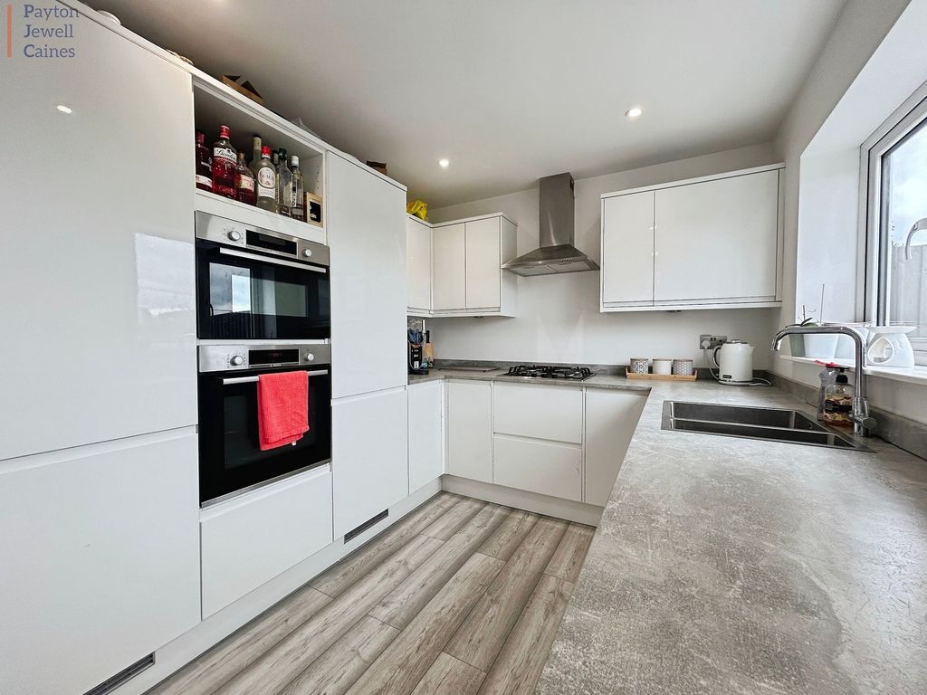 Property photo 2 of 21 Not Specified