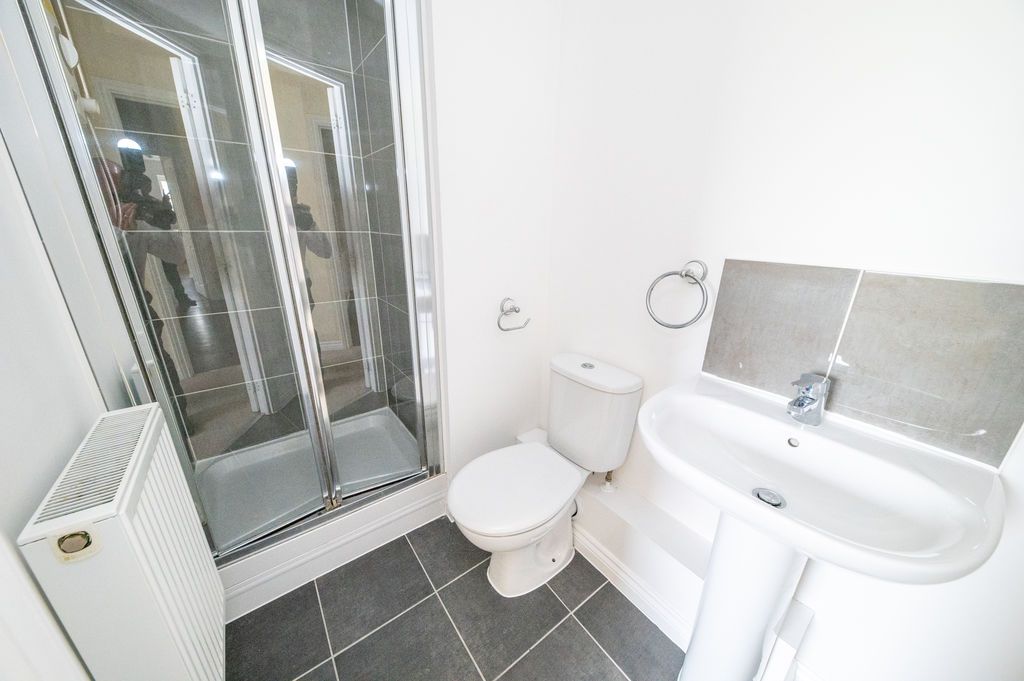 Property photo 3 of 15 Photo 9