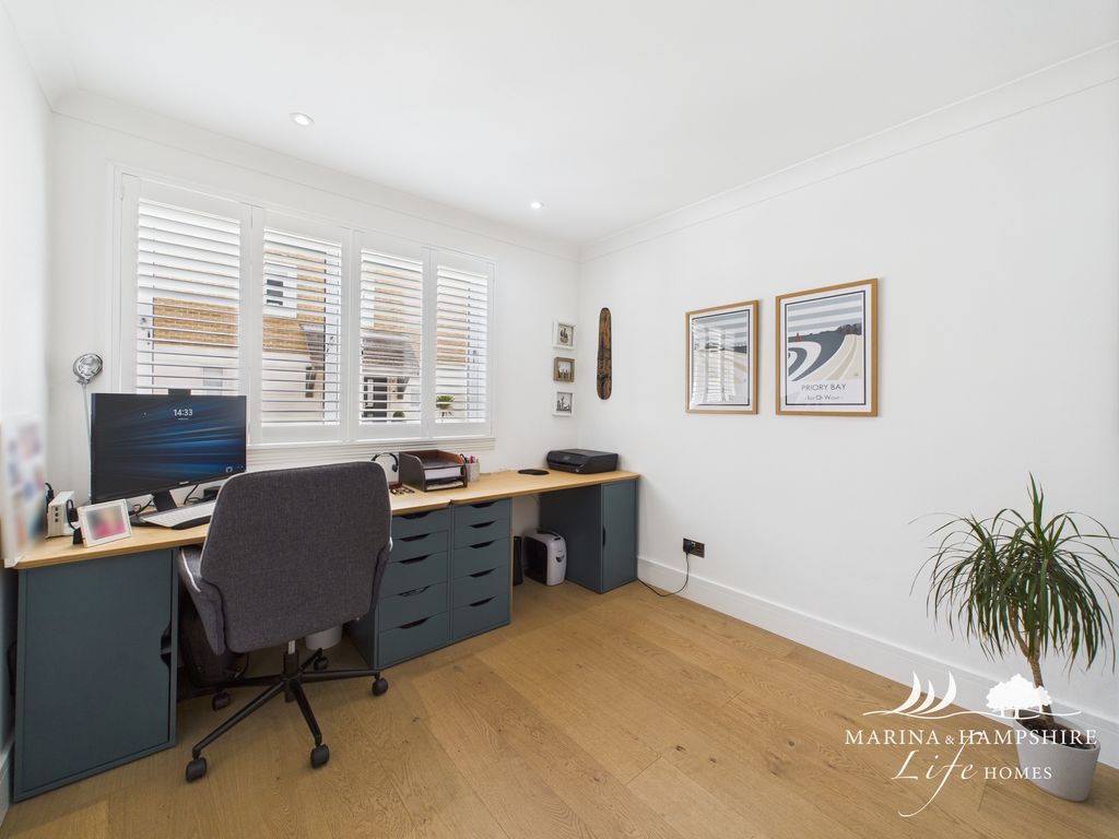 Additional image 10 of 4 bed town house for saleBryher Island, Port Solent PO6