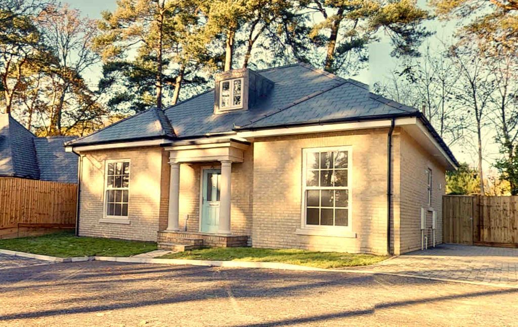 Property photo 1 of 11 3 Bedroom Detached For Sale