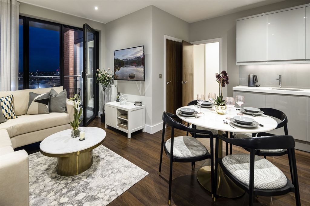 Property photo 2 of 6 Open Plan