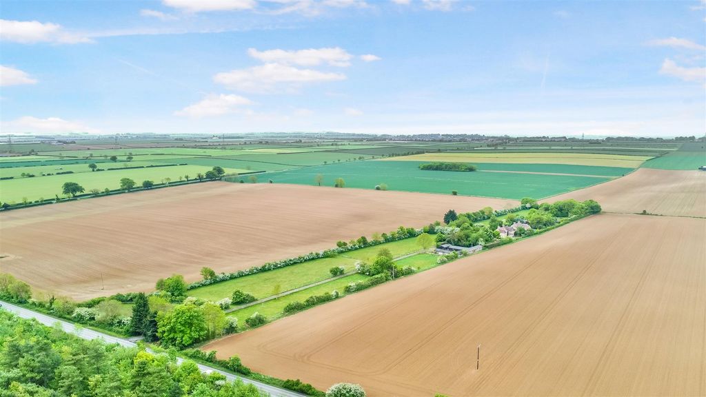 Property photo 1 of 43 Dji_0602.Jpg