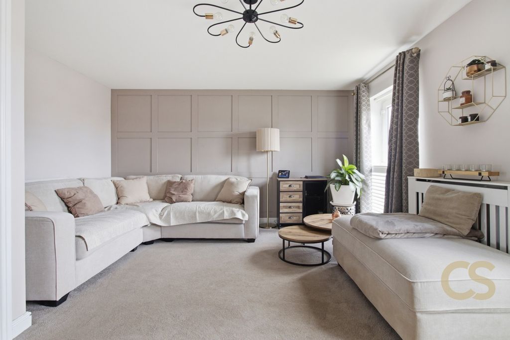 Property photo 3 of 14 5538365