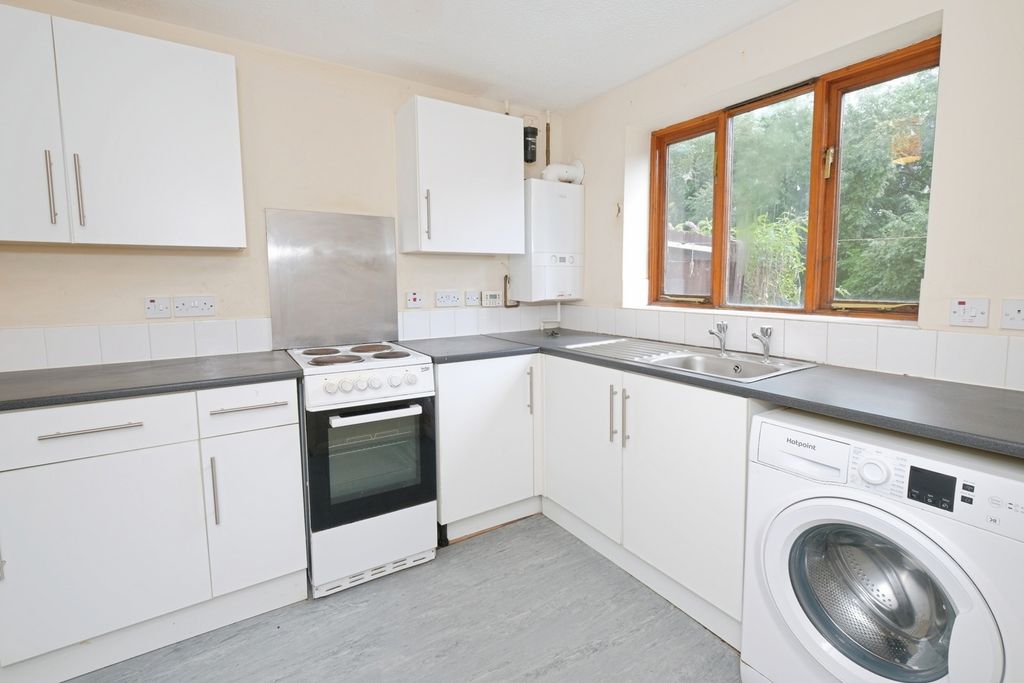 Property photo 3 of 17 Photo