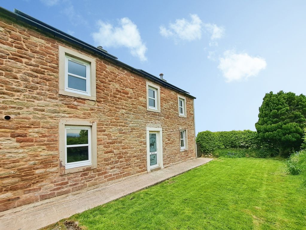Property photo 1 of 17 External
