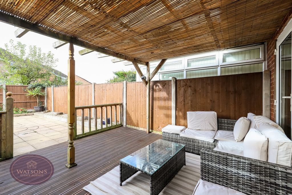 Property photo 3 of 23