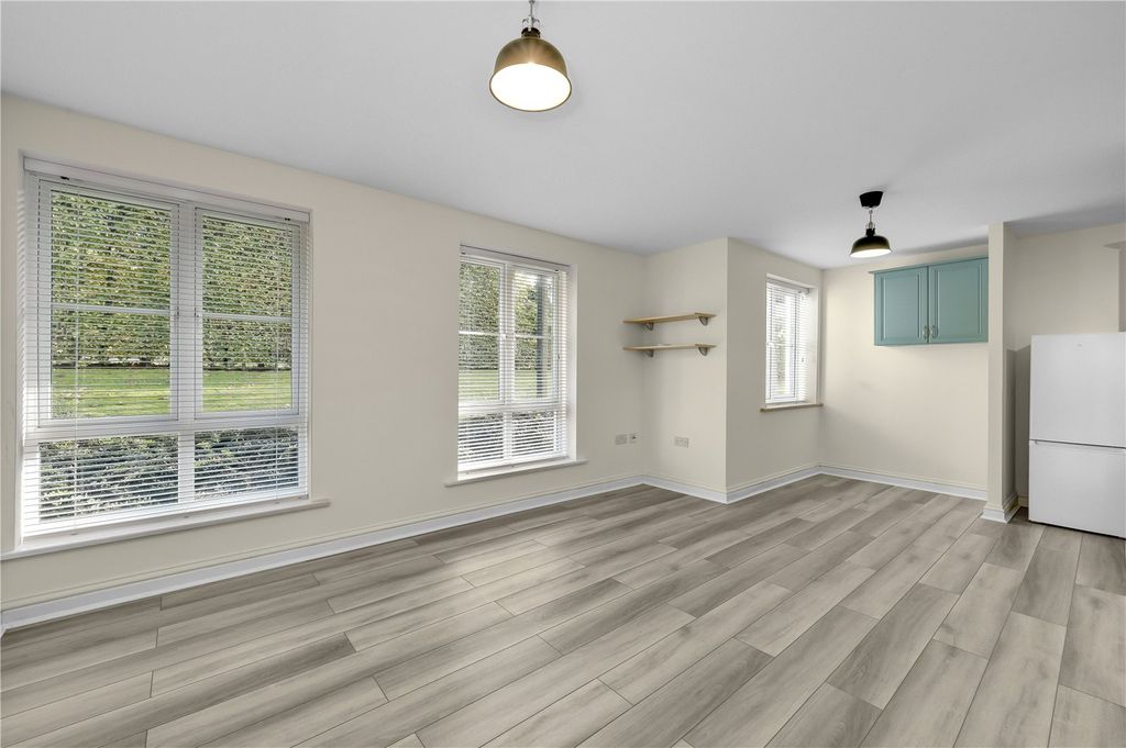 Property photo 2 of 9 Reception