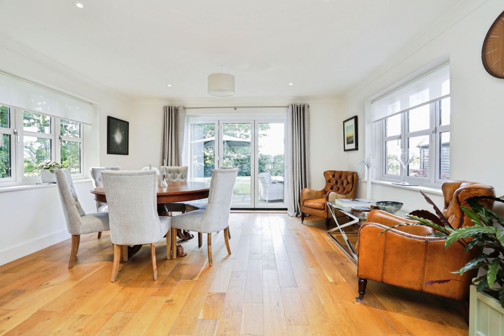 Property photo 3 of 39 Living Area