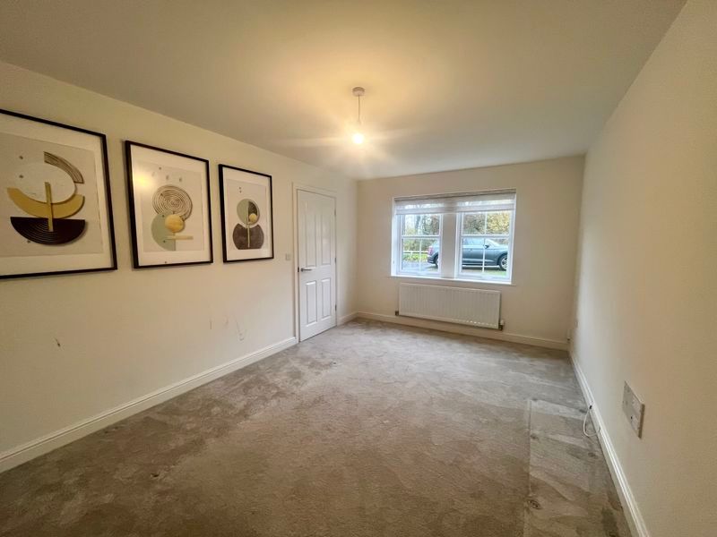 Property photo 3 of 15 Photo 14