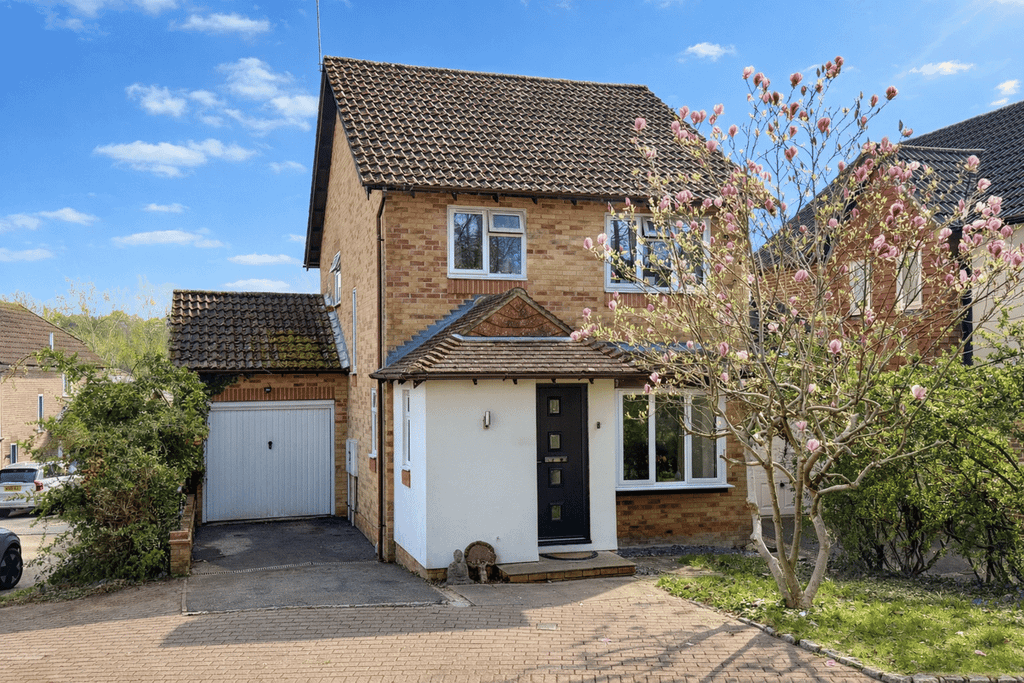 Property photo 1 of 16