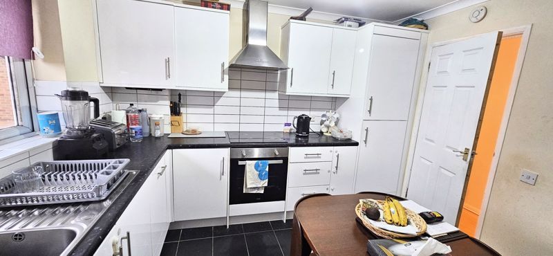 Property photo 2 of 9 Photo 7