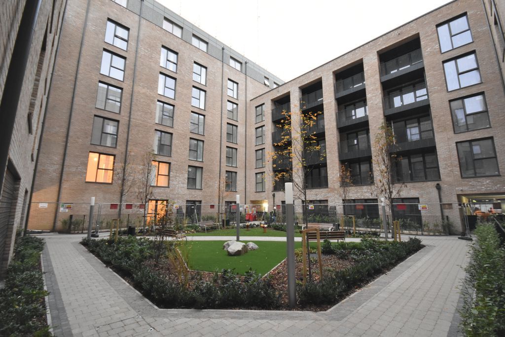 Property photo 1 of 7 Photo 9