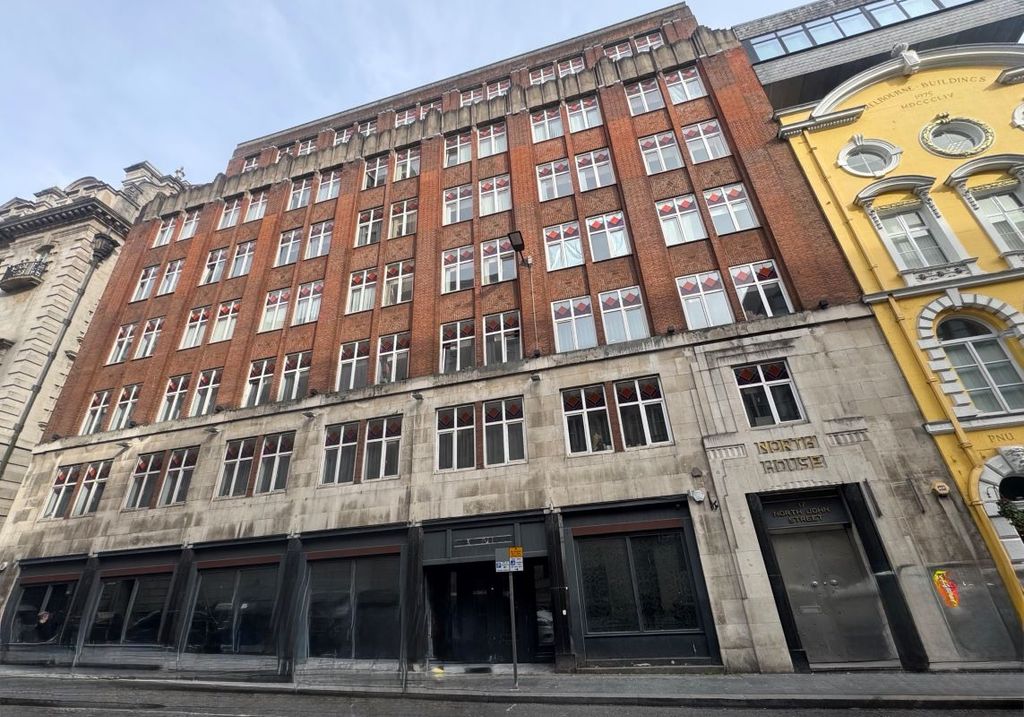 Property photo 1 of 1