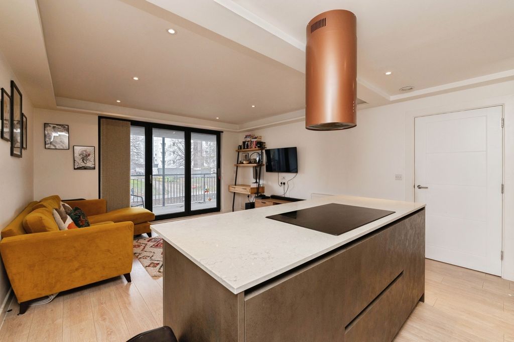 Property photo 2 of 23 Photograph