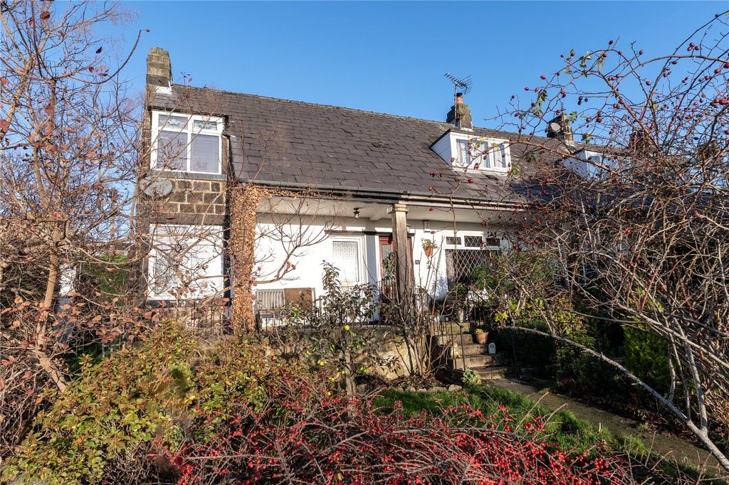 Property photo 1 of 18 Front