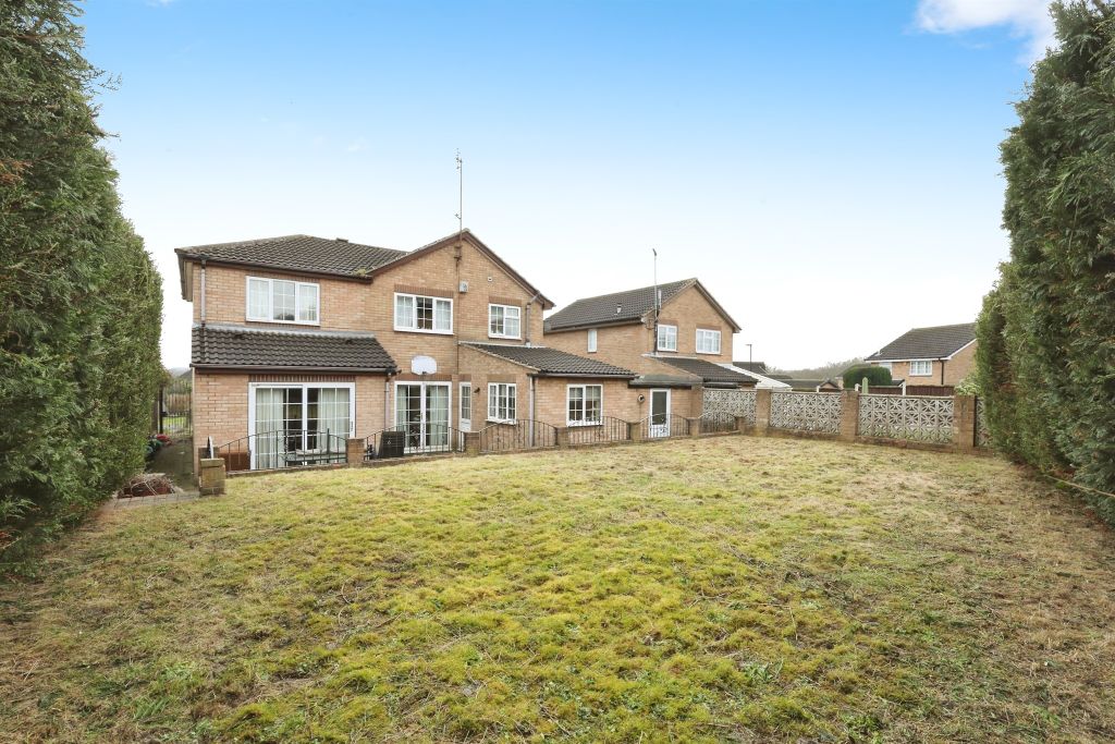 Property photo 2 of 17