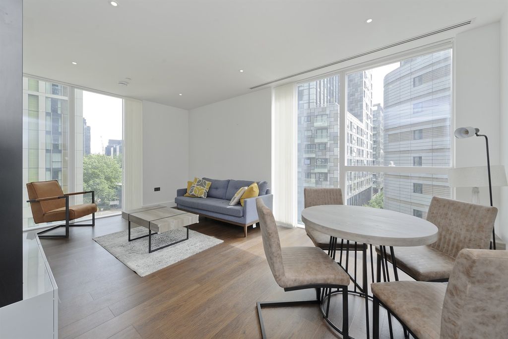 Property photo 1 of 10 (Main)
