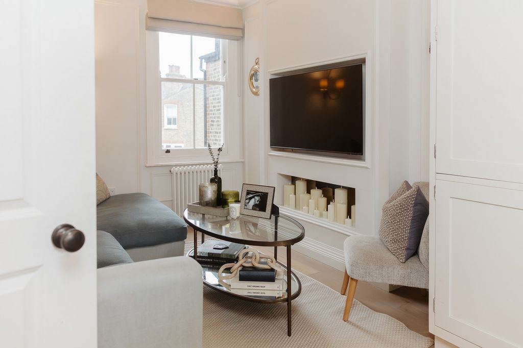 Property photo 3 of 39