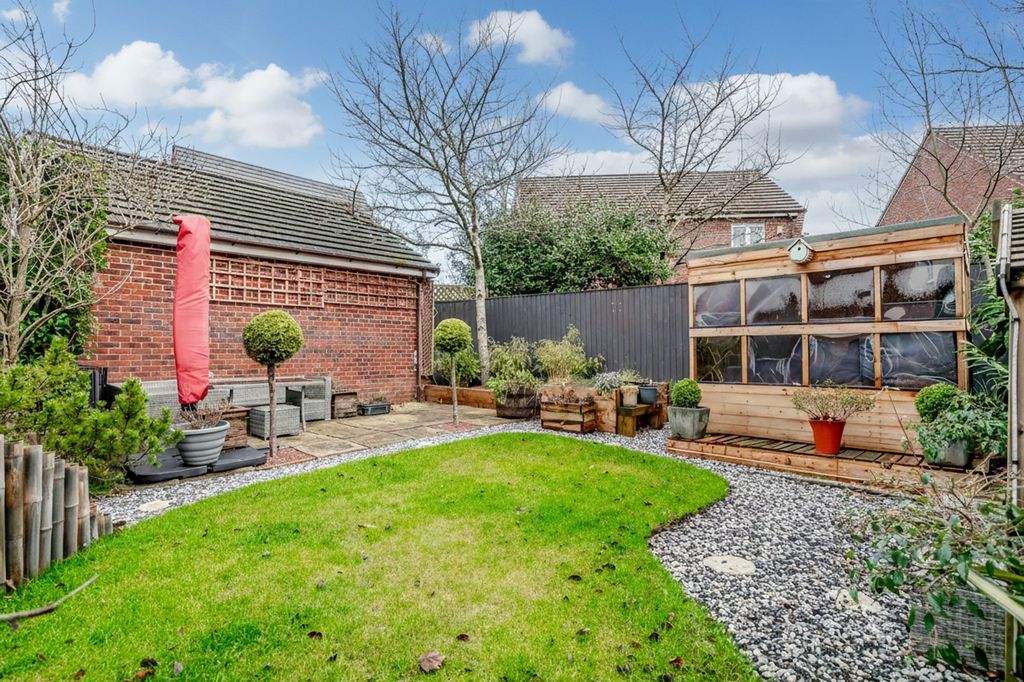 Property photo 2 of 38