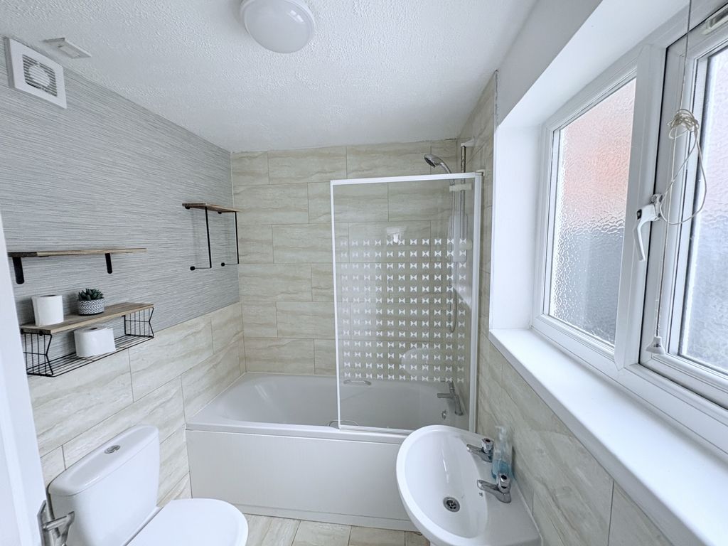 Property photo 3 of 10 Gallery