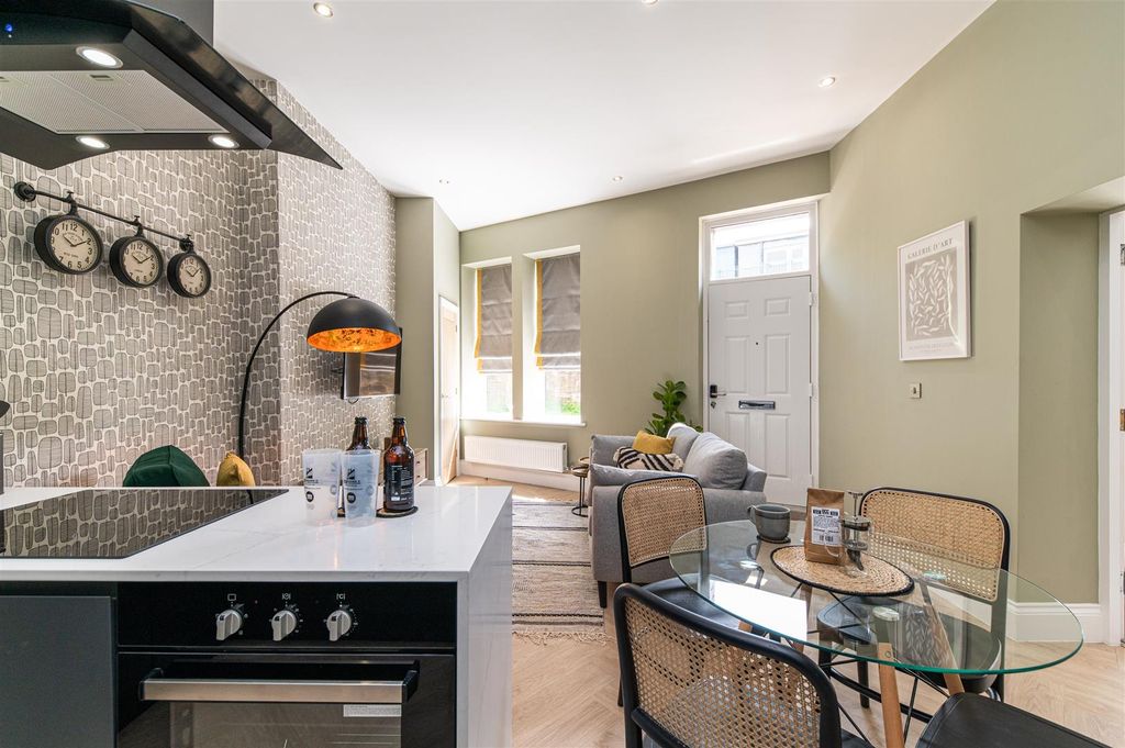 Property photo 2 of 19 Edit-1689.Jpg