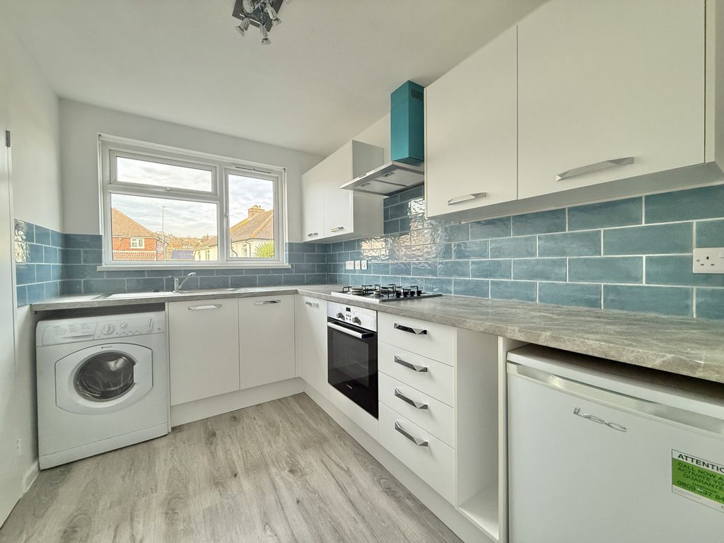 Property photo 3 of 11 Photo 8