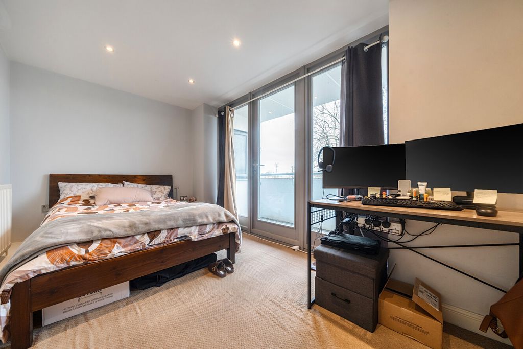 Property photo 2 of 18 1407662-1-698c68d...