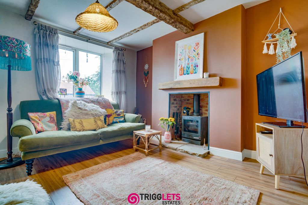 Property photo 2 of 22