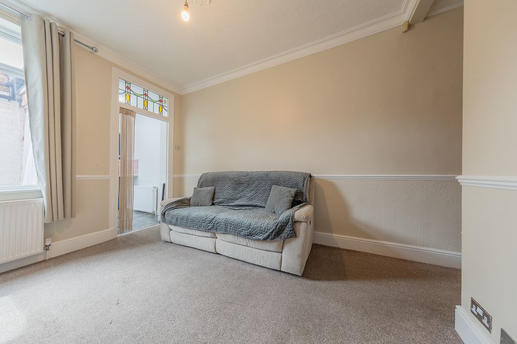 Property photo 3 of 26