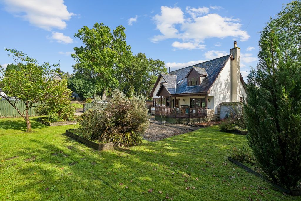 Property photo 3 of 44 Picture No. 29