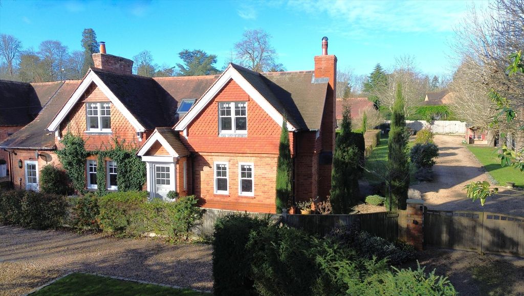 Property photo 1 of 32 Image