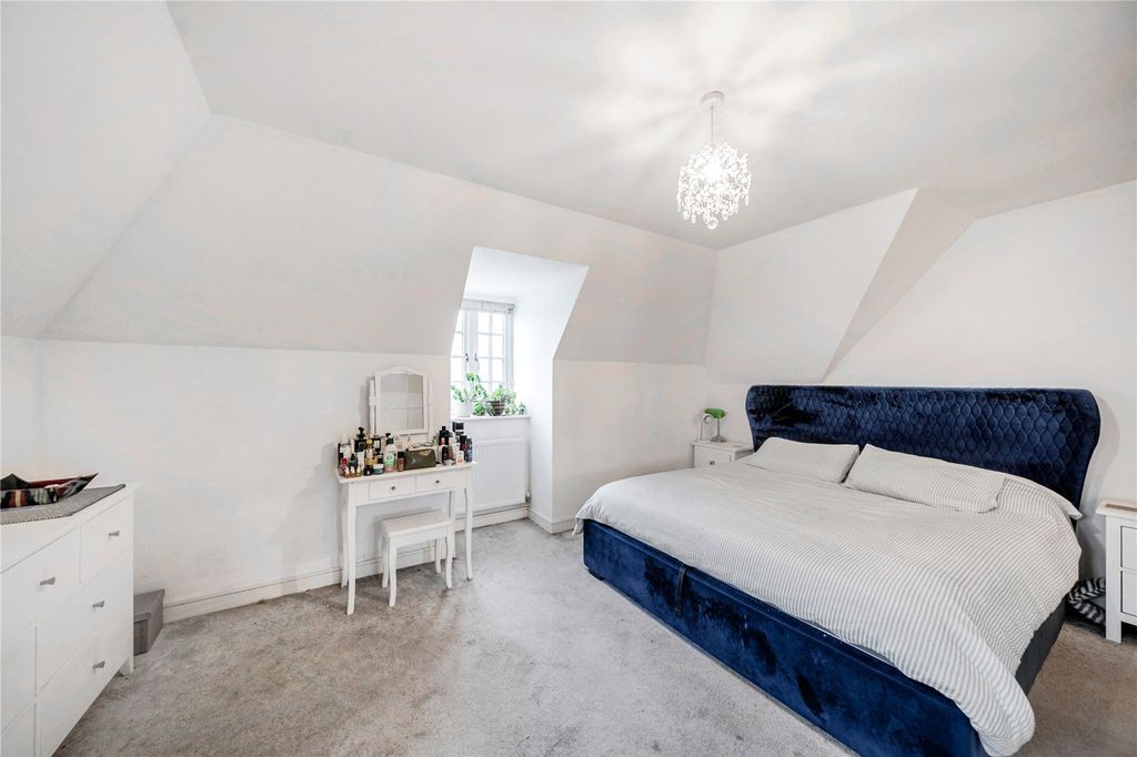 Property photo 2 of 20 Picture No. 74