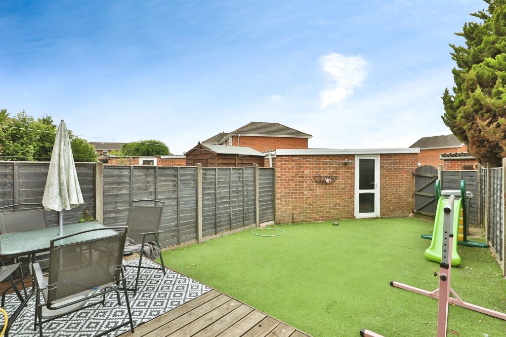 Property photo 3 of 17