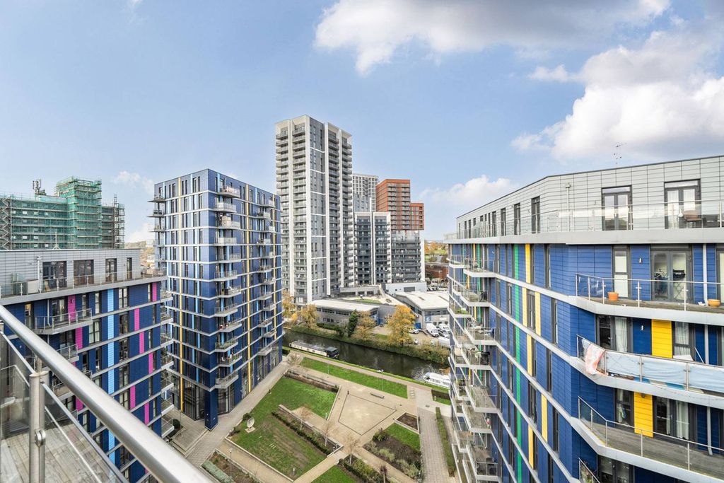 Property photo 3 of 19