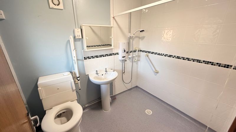 Property photo 2 of 10 Photo 9