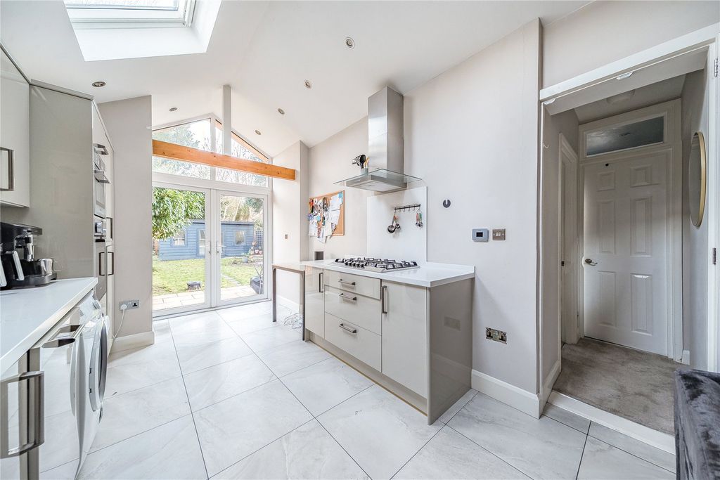 Property photo 3 of 17 Picture No. 06