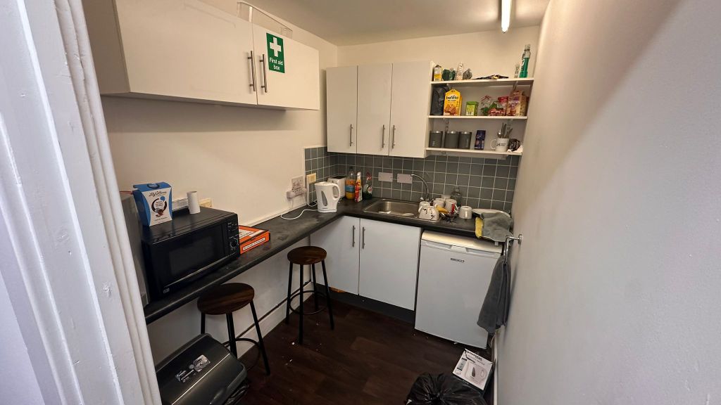 Property photo 2 of 5