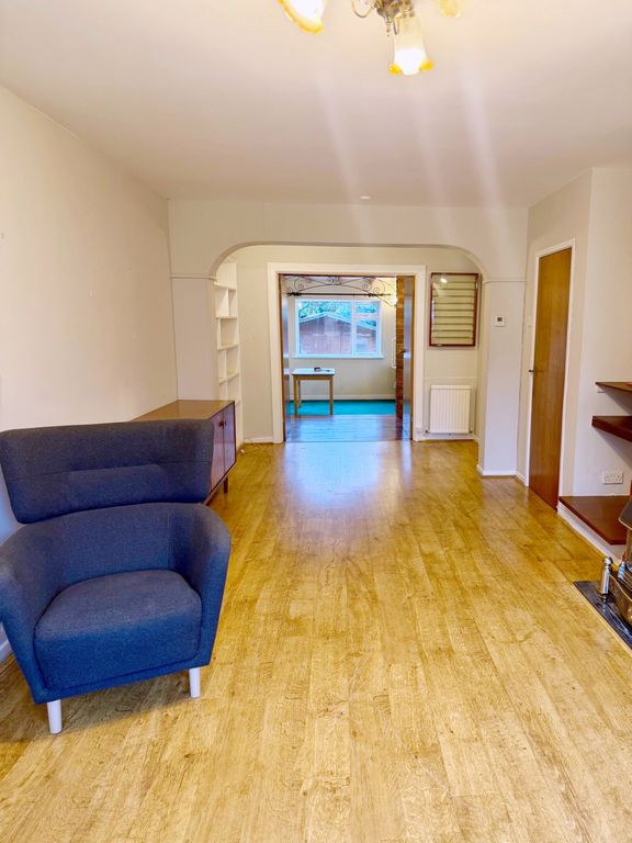Property photo 3 of 19