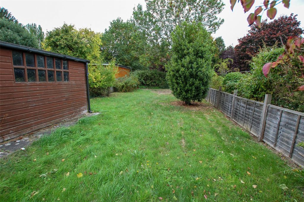 Property photo 2 of 16